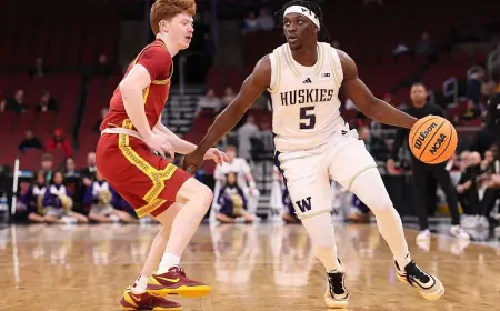 Wisconsin Vs. Washington: Badgers Take First-Half Lead as Big Ten Tournament Opens