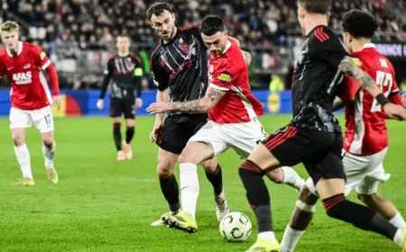 Troy Parrott’s form lifts Ireland hopes as Hallgrimsson weighs alternatives