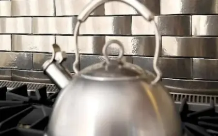 Avis Ébullition Issued in Gatineau and Sainte-Marthe-sur-le-Lac Reveals Overlap and Distribution Questions