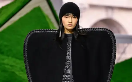 Jennifer Connelly and Louis Vuitton Fall 2026 point to a quieter pump revival