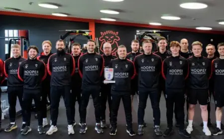 Skubala Lauds Team Effort After Landing Second Manager of the Month Award in a Row for Lincoln City Fc
