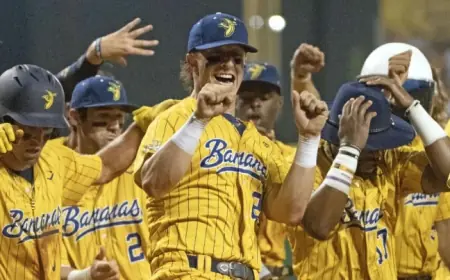 Savannah Bananas New Orleans Debut At Caesars Superdome Triggers Return Of Competitive Baseball To The Dome