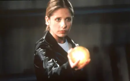 Buffy The Vampire Slayer Reboot Dead at Hulu, Sarah Michelle Gellar Says