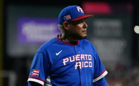 Yadier Molina in Houston Leaves Puerto Rico Poised for WBC Quarterfinal With Italy