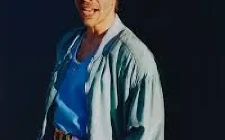 Harry Styles New Album Reviews Split on ‘Kiss All the Time. Disco, Occasionally’