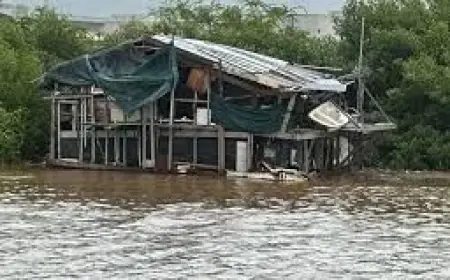 Hawaii Flash Flooding: Honolulu Recovery Efforts Include Reservoir Checks and a Drifting House