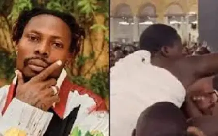 Asake Struggles to Touch Black Stone in Mecca, Viral Crowd Video Sparks Online Reaction