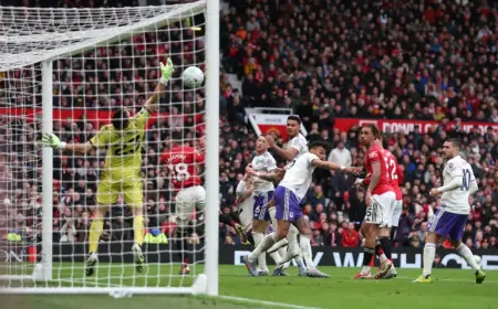 Manchester United 2-1 Aston Villa LIVE — Man Utd Lead at Old Trafford, Sesko and Bruno Deliver — Sunday, March 15, 2026