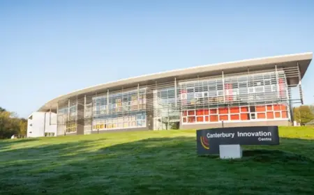 Two University Of Kent Students Die in Meningitis Outbreak; 11 Hospitalized