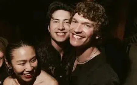 Hudson Williams at the 2026 Oscars Sparks Red-Carpet Buzz With an All-Black Look