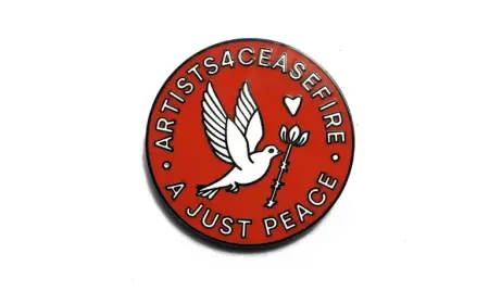 Javier Bardem Wears ‘No to War’ Pin and Cries ‘Free Palestine’ on Oscars Stage