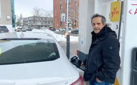 Prix Essence Quebec Sparks Surge, Leaves Pump Prices Approaching $2 Per Litre