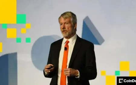 Mstr Stock: Strategy Nears 1 Million Bitcoin Target After $1.58B Preferred Sale and Fresh Buys