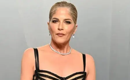 Selma Blair Carries a Cane Amid MS Battle at 2026 Vanity Fair Oscar Party
