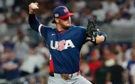 John Smoltz Draws Scrutiny for On-Air Paul Skenes Comments and Health Speculation