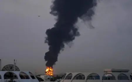 Trump News: Wary Allies Signal No Quick Fix to Strait of Hormuz Crisis