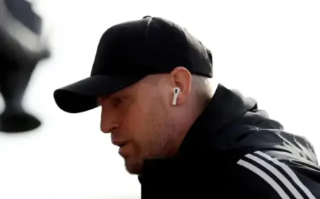 Kasper Schmeichel Likely Finished at Celtic: Key Indicators Emerge