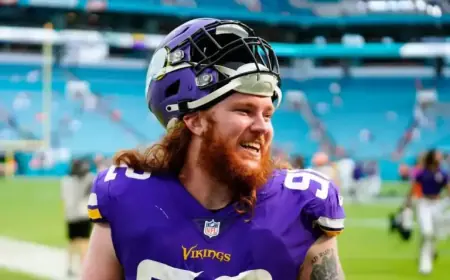 Bears Ink Deal with Defensive Tackle James Lynch