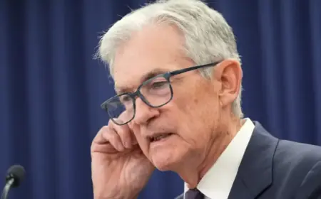Federal Reserve Unlikely to Cut Interest Rates Amid Iran Conflict
