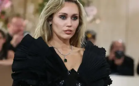 Miley Cyrus Brings ‘Hannah Montana’ Special to Life Using Dolly Parton’s Advice