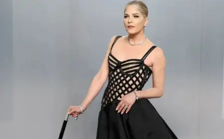 Selma Blair Shines in Diamond Watch at Vanity Fair Oscar Party