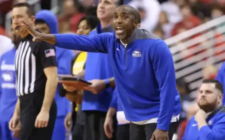 College Basketball Icons Now Lead Teams in Men’s NCAA Tournament