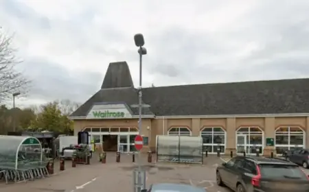 Supermarket May Extend Hours to Enhance Online Order Fulfillment