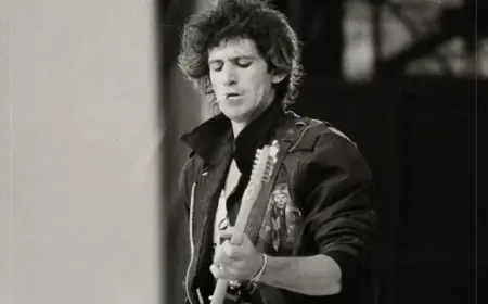 Keith Richards Names Greatest Classic Rock Singer Ever