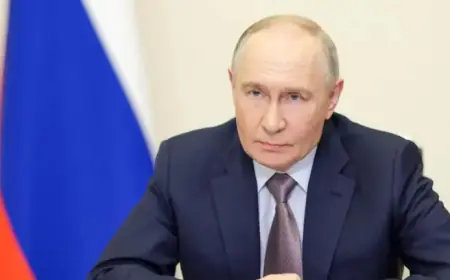 Russian Influencer Detained After Criticizing Kremlin: Five Reasons to Reject Putin