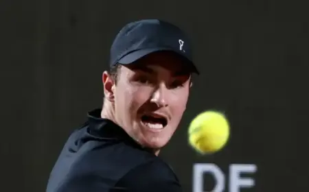 Fonseca Secures Miami Showdown with Alcaraz After Sinner Test