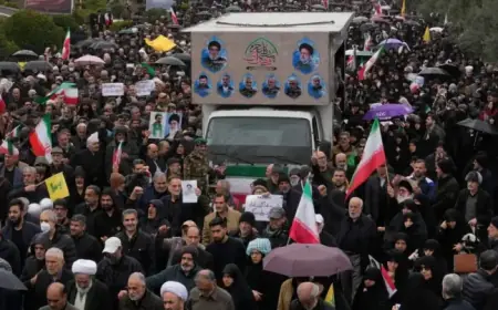 Trump Signals War De-escalation Amid US Troop Surge and Iranian Tourism Threats