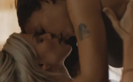 Julia Fox’s ‘Perfect’ Ignites SXSW with Provocative Romance and FKA Twigs Music