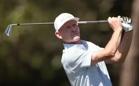 Brandt Snedeker Nears Copperhead Victory with Bogey-Free Third Round