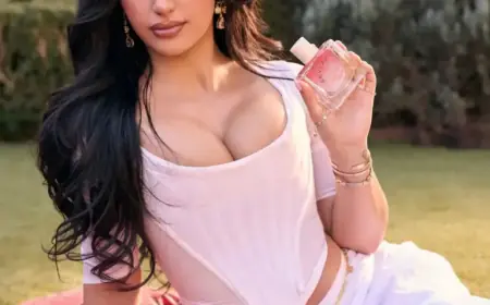 Love Island’s Leah Kateb Launches Pomegranate Perfume for Irresistible Compliments