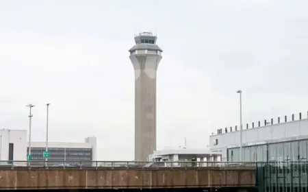 Near Collision: Alaska Airlines and FedEx Plane at Newark Airport