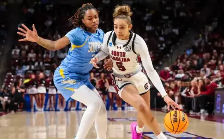 Tessa Johnson’s First South Carolina Double-Double Inspires Junior Guard