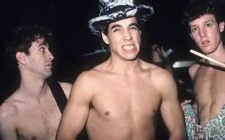 “Anthony Kiedis Fired: Red Hot Chili Peppers’ Transformative Wake-Up Call”
