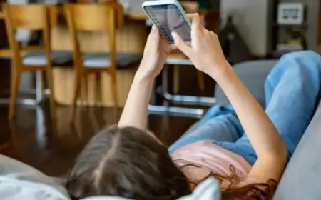 California Jury Deliberates in Influential Social Media Addiction Case