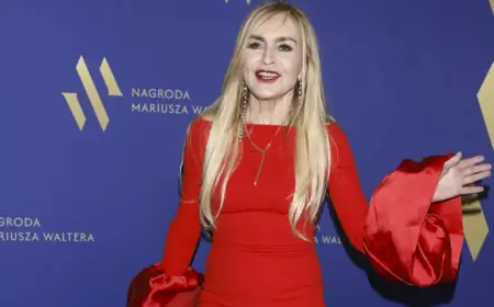 Olejnik Invites Soccer Stars: “Every Gesture Against Violence Matters”