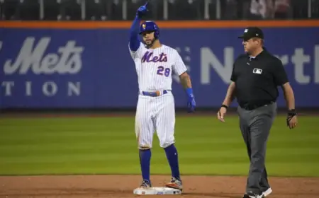 Mets Sign Tommy Pham to Minor League Contract