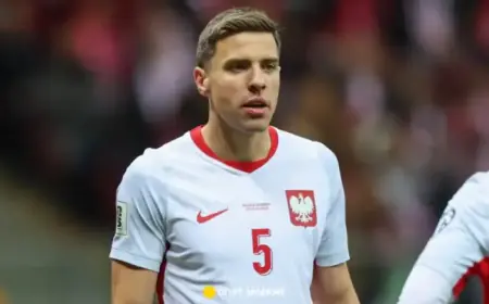 Poland’s New Antihero Emerges Before Match Ends