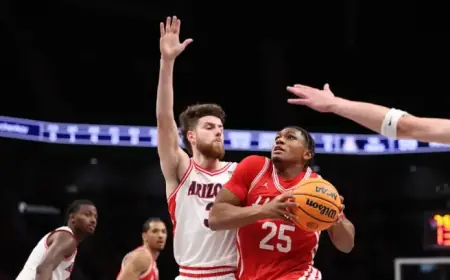 Kelvin Sampson Lauds Houston Cougar’s Impressive Development