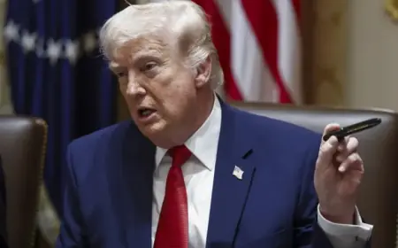 Donald Trump’s Signature to Feature on Dollars, Ending 165-Year U.S. Tradition