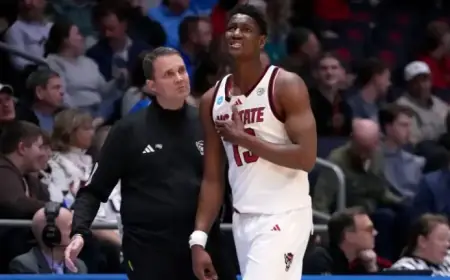 LSU Basketball Reunites with Former Coach: A Complicated Return