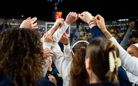 Michigan Faces Louisville in Texas Sweet 16 Showdown