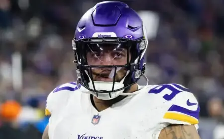 Dallas Cowboys Sign 10-Year Veteran DL in Free Agency Move