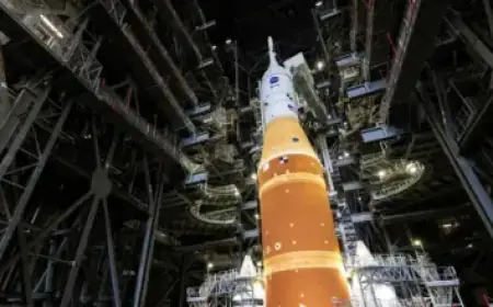 Icelandic Captain’s Double Strikes Freeze Canada in Thrilling Match