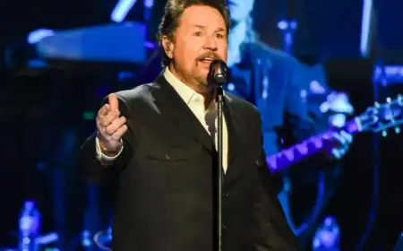 Michael Ball Triumphantly Returns to Stage After 40-Year Les Misérables Run