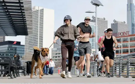 Philly’s Weekend Forecast: Chilly Weather for Runners, Protesters, and Phillies Fans