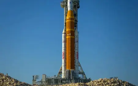 NASA Completes Final Preparations for Upcoming Moon Mission